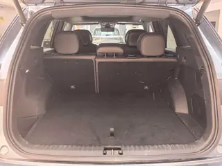 Geely Monjaro 2026 2.0TD Tracción automática en las cuatro ruedas de alta potencia Edición Oriental Yao Mochizuki interior foto 15