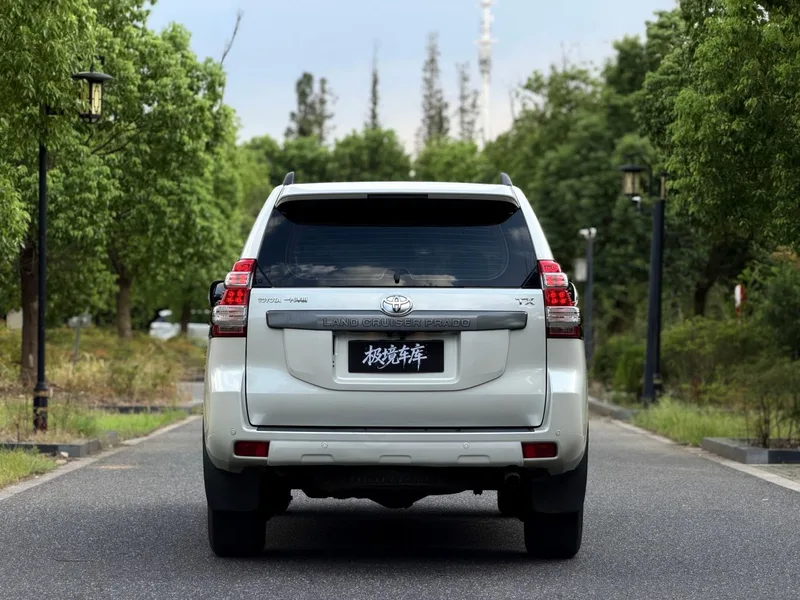 Toyota Prado 2016 2.7L Автоматическая стандартная версия экстерьер фото 5