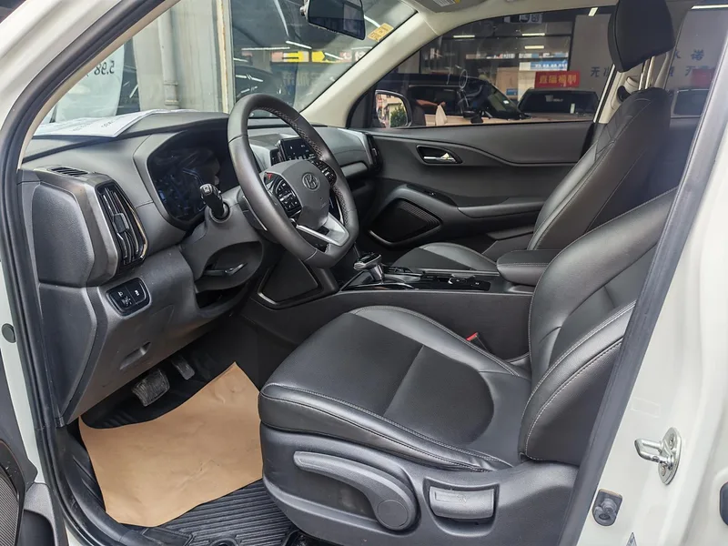 Hyundai ix35 2021 240T GDi DCT Versión líder con tracción en dos ruedas GLS exterior foto 8 Hyundai ix35 2021 240T GDi DCT Versión líder con tracción en dos ruedas GLS exterior foto 8