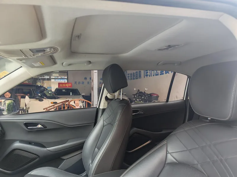 Hyundai ix35 2021 240T GDi DCT Versión líder con tracción en dos ruedas GLS interior foto 14 Hyundai ix35 2021 240T GDi DCT Versión líder con tracción en dos ruedas GLS interior foto 14
