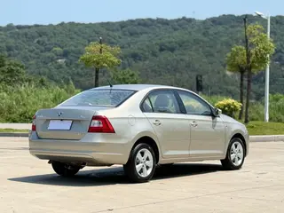Skoda Rapid 2016 1.6L Automatic line creation exterior photo 6 Skoda Rapid 2016 1.6L Automatic line creation exterior photo 6