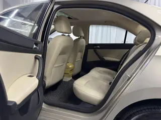 Skoda Rapid 2016 1.6L Automatic line creation exterior photo 10 Skoda Rapid 2016 1.6L Automatic line creation exterior photo 10