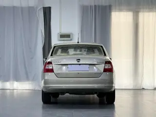 Skoda Rapid 2016 1.6L Automatic line creation interior photo 16 Skoda Rapid 2016 1.6L Automatic line creation interior photo 16