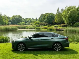 Chery Arrizo 8 PRO 2025 1.6T DCT Luxury type+ exterior photo 5 Chery Arrizo 8 PRO 2025 1.6T DCT Luxury type+ exterior photo 5