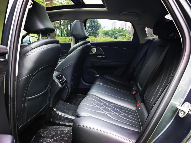 Chery Arrizo 8 PRO 2025 1.6T DCT Luxury type+ interior photo 9 Chery Arrizo 8 PRO 2025 1.6T DCT Luxury type+ interior photo 9