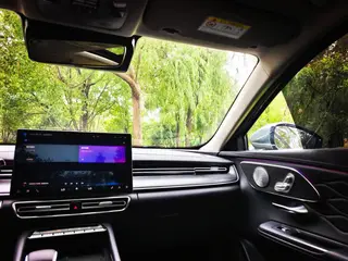 Chery Arrizo 8 PRO 2025 1.6T DCT Luxury type+ interior photo 14 Chery Arrizo 8 PRO 2025 1.6T DCT Luxury type+ interior photo 14