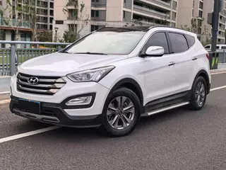 Hyundai Santa Fe 2015 2.0T Tipo inteligente de tracción automática en las cuatro ruedas 7 Asiento exterior foto 1 Hyundai Santa Fe 2015 2.0T Tipo inteligente de tracción automática en las cuatro ruedas 7 Asiento exterior foto 1