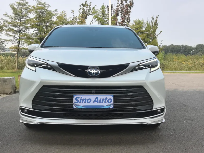 Toyota Sienna 2023 Dual Power 2.5L Premium Edition exterior photo 3 Toyota Sienna 2023 Dual Power 2.5L Premium Edition exterior photo 3
