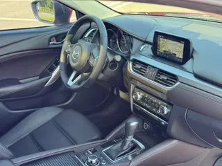 Mazda Atenza 2018 2.5L Edición Blue Sky Sports País V interior foto 13 Mazda Atenza 2018 2.5L Edición Blue Sky Sports País V interior foto 13
