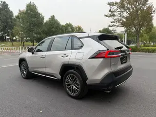 Toyota Wildlander 2023 2.0L Two-wheel drive luxury PLUS version interior photo 9 Toyota Wildlander 2023 2.0L Two-wheel drive luxury PLUS version interior photo 9
