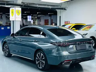 Chery Arrizo 8 PRO 2025 1.6T DCT Luxury type+ interior photo 13 Chery Arrizo 8 PRO 2025 1.6T DCT Luxury type+ interior photo 13