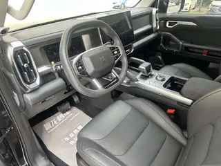 Jetour T2 2023 1.5TD Two-wheel drive Discover PRO interior photo 10 Jetour T2 2023 1.5TD Two-wheel drive Discover PRO interior photo 10
