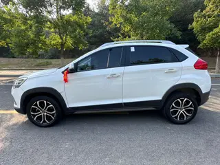 Chery Tiggo 3x 2018 1.5L Auto Elite Edition exterior photo 3 Chery Tiggo 3x 2018 1.5L Auto Elite Edition exterior photo 3
