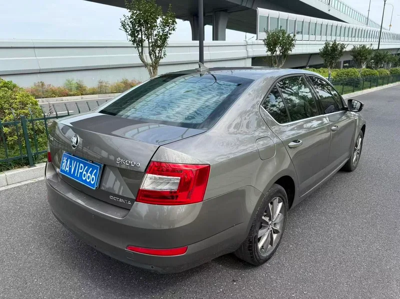 Skoda Octavia 2017 1.6L Automatic line creation exterior photo 6 Skoda Octavia 2017 1.6L Automatic line creation exterior photo 6