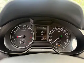 Skoda Octavia 2017 1.6L Automatic line creation interior photo 8 Skoda Octavia 2017 1.6L Automatic line creation interior photo 8