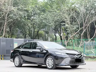 Toyota Camry 2021 2.0G Edición de lujo exterior foto 3 Toyota Camry 2021 2.0G Edición de lujo exterior foto 3