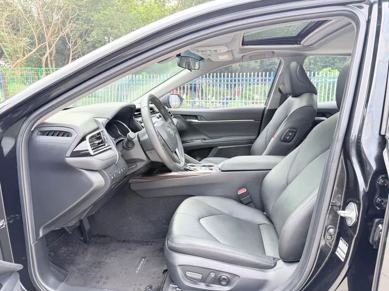 Toyota Camry 2021 2.0G Edición de lujo exterior foto 5 Toyota Camry 2021 2.0G Edición de lujo exterior foto 5