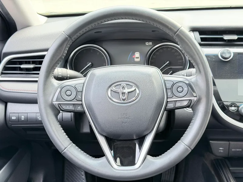 Toyota Camry 2021 2.0G Edición de lujo interior foto 9 Toyota Camry 2021 2.0G Edición de lujo interior foto 9