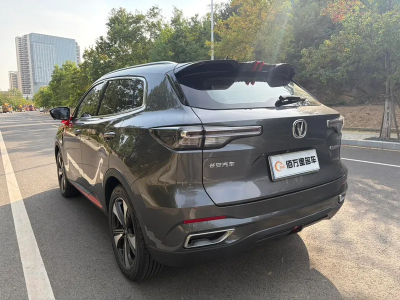 Changan CS55 PLUS 2022 Segunda generación 1.5T DCT Acabado premium exterior foto 5 Changan CS55 PLUS 2022 Segunda generación 1.5T DCT Acabado premium exterior foto 5