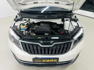 Skoda Kamiq 2021 1.5L Automatic Comfort Version exterior photo 2 Skoda Kamiq 2021 1.5L Automatic Comfort Version exterior photo 2
