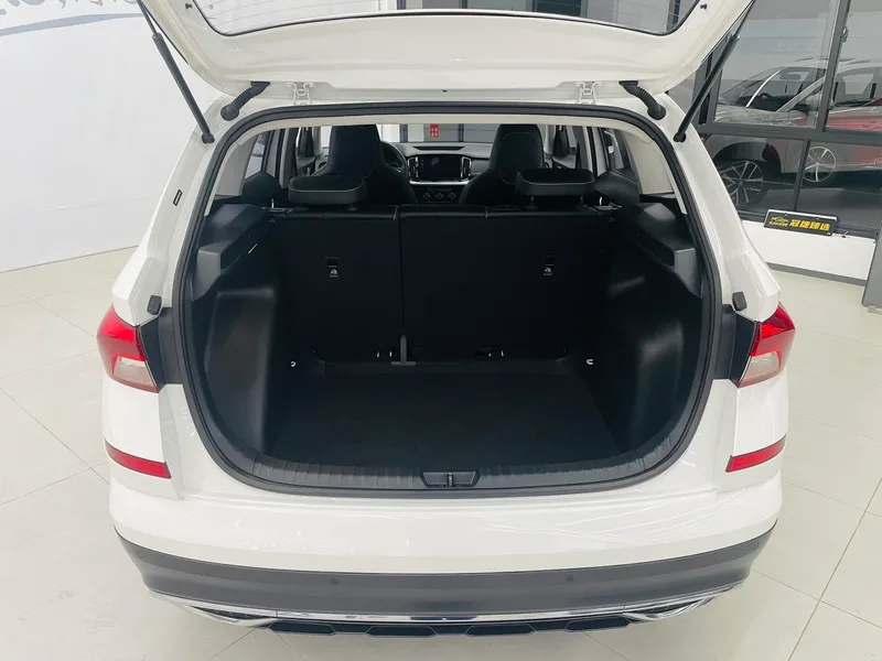Skoda Kamiq 2021 1.5L Automatic Comfort Version interior photo 14 Skoda Kamiq 2021 1.5L Automatic Comfort Version interior photo 14