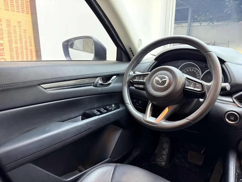 Mazda CX-5 2019 2.0L Automatic two-wheel drive smart type Country VI interior photo 20 Mazda CX-5 2019 2.0L Automatic two-wheel drive smart type Country VI interior photo 20