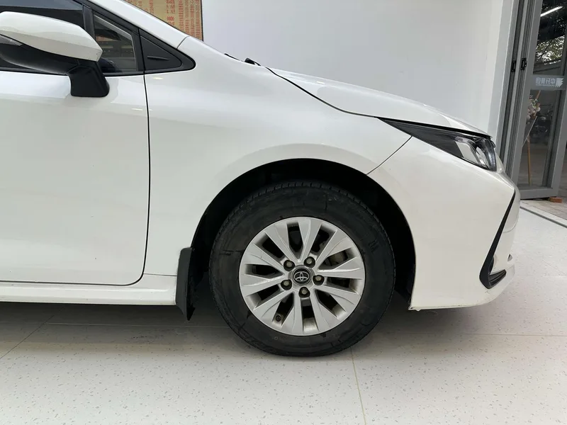 Toyota Corolla 2019 1.2T S-CVT GL-i Versión de élite exterior foto 8 Toyota Corolla 2019 1.2T S-CVT GL-i Versión de élite exterior foto 8
