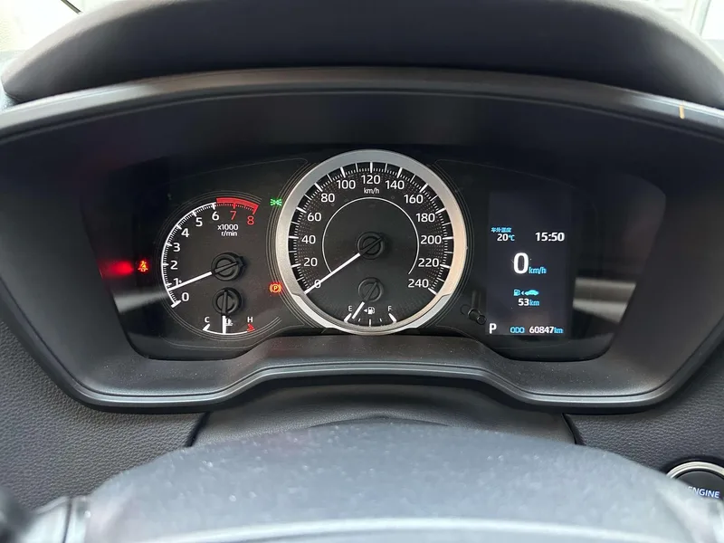 Toyota Corolla 2019 1.2T S-CVT GL-i Versión de élite interior foto 11 Toyota Corolla 2019 1.2T S-CVT GL-i Versión de élite interior foto 11