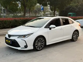 Toyota Corolla 2019 1.2T S-CVT GL-i Version de luxe extérieur photo 1 Toyota Corolla 2019 1.2T S-CVT GL-i Version de luxe extérieur photo 1