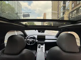 Geely Preface 2025 1.5T Oriental Yao soaring version exterior photo 10