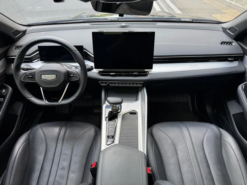 Geely Preface 2025 1.5T Oriental Yao soaring version interior photo 11