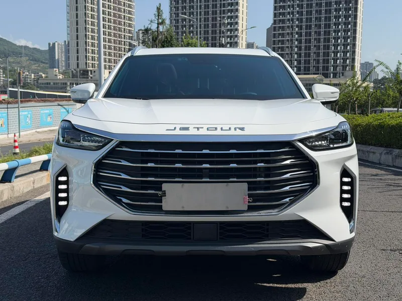 Jetour X70 PLUS 2023 Self-improvement version 1.5T DCT Self-improvement PRO 5 seat exterior photo 2