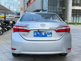 Toyota Corolla 2014 1.6L CVT GL interior photo 10 Toyota Corolla 2014 1.6L CVT GL interior photo 10