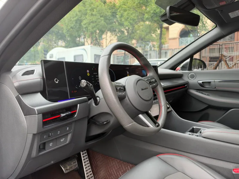Hyundai Sonata 2024 2.0T N Line Max interior foto 12 Hyundai Sonata 2024 2.0T N Line Max interior foto 12
