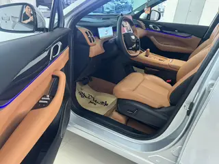 Geely Boyue L 2025 Fourth generation 1.5TD DCT Brocade beauty interior photo 6 Geely Boyue L 2025 Fourth generation 1.5TD DCT Brocade beauty interior photo 6