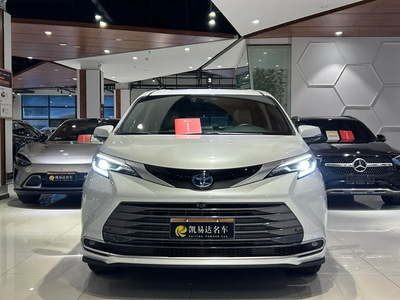 Toyota Sienna 2023 Dual Power 2.5L Luxury Edition exterior photo 2 Toyota Sienna 2023 Dual Power 2.5L Luxury Edition exterior photo 2