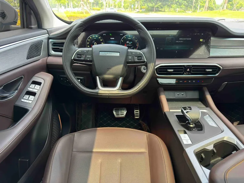 Jetour X90 PLUS 2023 1.6TD DCT Вилла интерьер фото 16 Jetour X90 PLUS 2023 1.6TD DCT Вилла интерьер фото 16