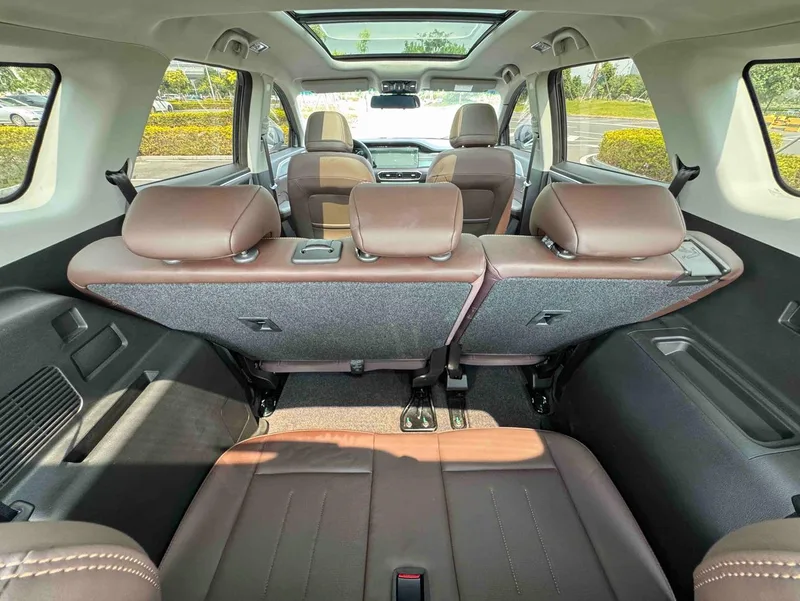 Jetour X90 PLUS 2023 1.6TD DCT Вилла интерьер фото 20 Jetour X90 PLUS 2023 1.6TD DCT Вилла интерьер фото 20