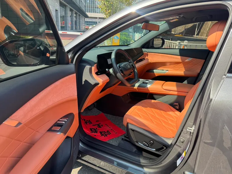 Changan CS75 PLUS 2025 Fourth generation 1.5T New Blue Whale Wisdom Flagship interior photo 7 Changan CS75 PLUS 2025 Fourth generation 1.5T New Blue Whale Wisdom Flagship interior photo 7