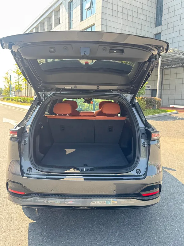 Changan CS75 PLUS 2025 Fourth generation 1.5T New Blue Whale Wisdom Flagship interior photo 11 Changan CS75 PLUS 2025 Fourth generation 1.5T New Blue Whale Wisdom Flagship interior photo 11