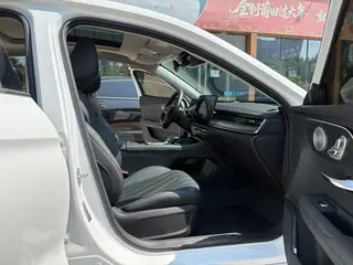 Chery Arrizo 8 PRO 2025 1.6T DCT Luxury type interior photo 7 Chery Arrizo 8 PRO 2025 1.6T DCT Luxury type interior photo 7