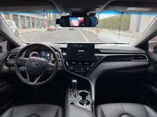 Toyota Camry 2021 2.0G Edición de lujo interior foto 17 Toyota Camry 2021 2.0G Edición de lujo interior foto 17
