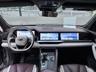 Geely Monjaro 2021 2.0TD Modelo insignia de tracción en las cuatro ruedas automática de alta potencia interior foto 12 Geely Monjaro 2021 2.0TD Modelo insignia de tracción en las cuatro ruedas automática de alta potencia interior foto 12