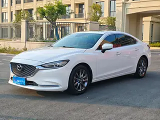 Mazda Atenza 2020 2.0L Edición Deluxe Blue Sky exterior foto 1 Mazda Atenza 2020 2.0L Edición Deluxe Blue Sky exterior foto 1
