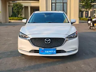 Mazda Atenza 2020 2.0L Edición Deluxe Blue Sky exterior foto 2 Mazda Atenza 2020 2.0L Edición Deluxe Blue Sky exterior foto 2