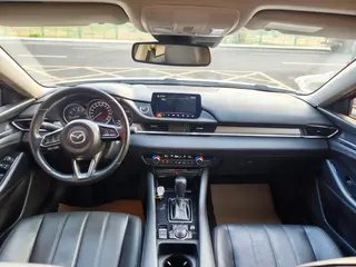 Mazda Atenza 2020 2.0L Edición Deluxe Blue Sky interior foto 14 Mazda Atenza 2020 2.0L Edición Deluxe Blue Sky interior foto 14