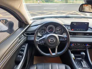 Mazda Atenza 2020 2.0L Edición Deluxe Blue Sky interior foto 16 Mazda Atenza 2020 2.0L Edición Deluxe Blue Sky interior foto 16