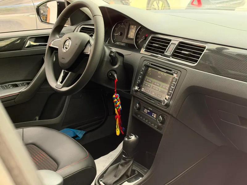Skoda Rapid Spaceback 2016 Restyling 1.6L Automatic Smart Travel Edition exterior photo 6 Skoda Rapid Spaceback 2016 Restyling 1.6L Automatic Smart Travel Edition exterior photo 6