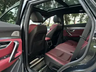 Jetour X70 PLUS 2021 1.6T DCT Estrella 7 Asiento interior foto 11 Jetour X70 PLUS 2021 1.6T DCT Estrella 7 Asiento interior foto 11