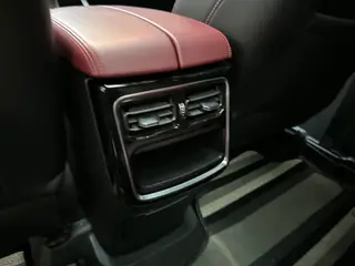 Jetour X70 PLUS 2021 1.6T DCT Estrella 7 Asiento interior foto 12 Jetour X70 PLUS 2021 1.6T DCT Estrella 7 Asiento interior foto 12